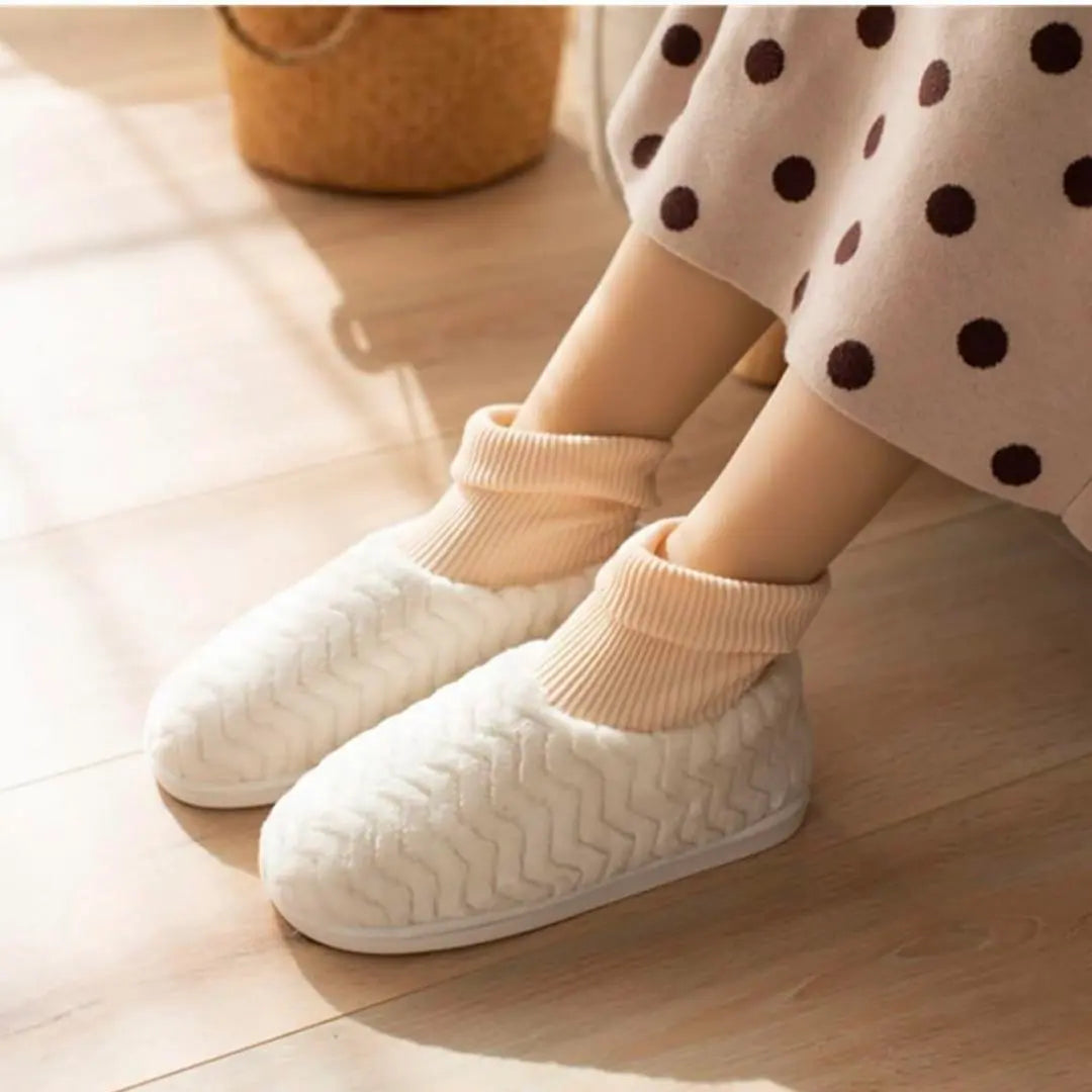 White Fluffy Slippers Warm House Shoes Indoor Outdoor Non-Slip Winter