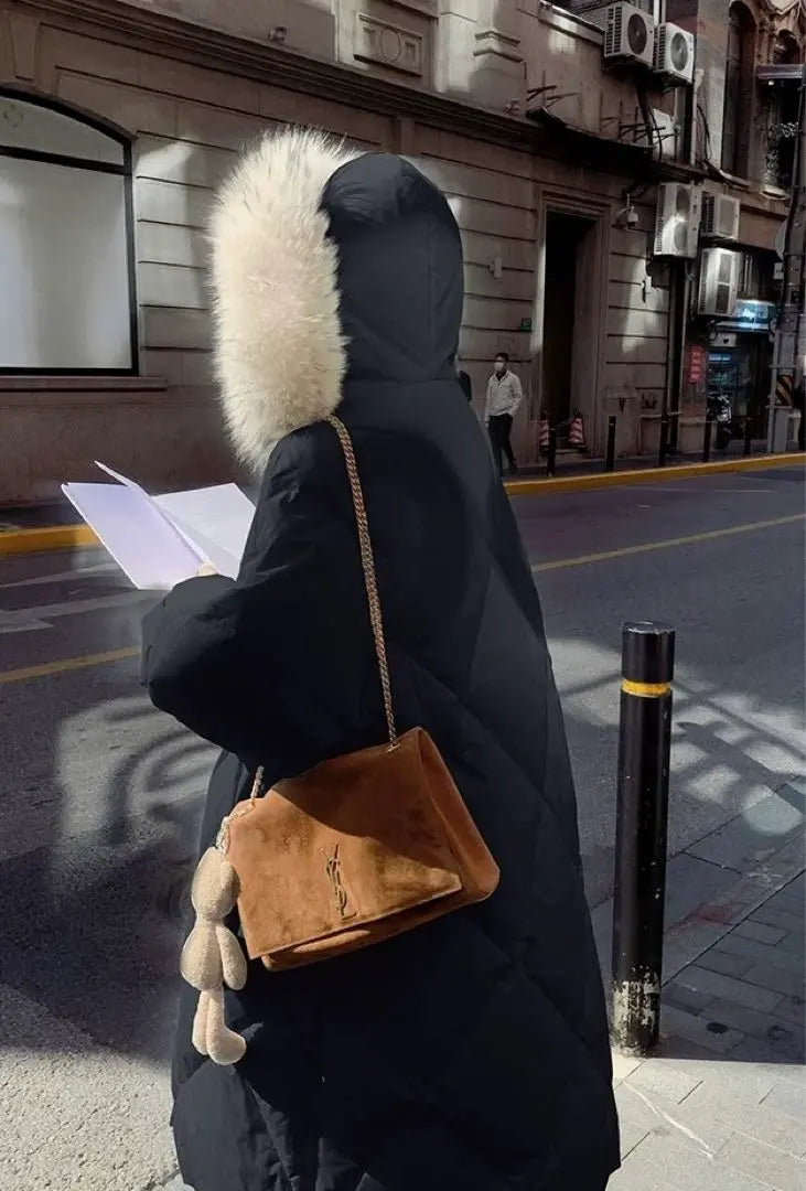 Luxurious long down coat with fur, lightweight and warm, hooded