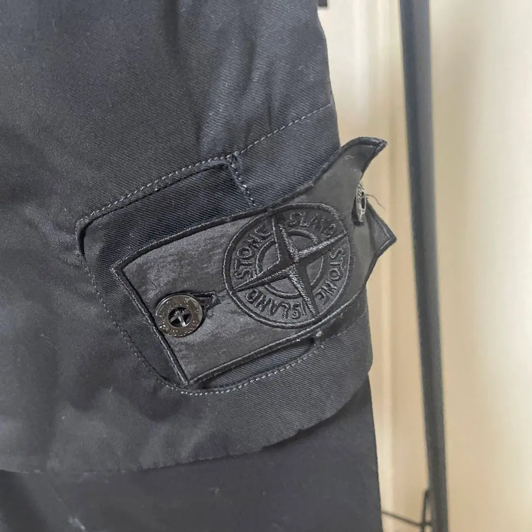 Pantalones cargo del proyecto Stone Island Shadow