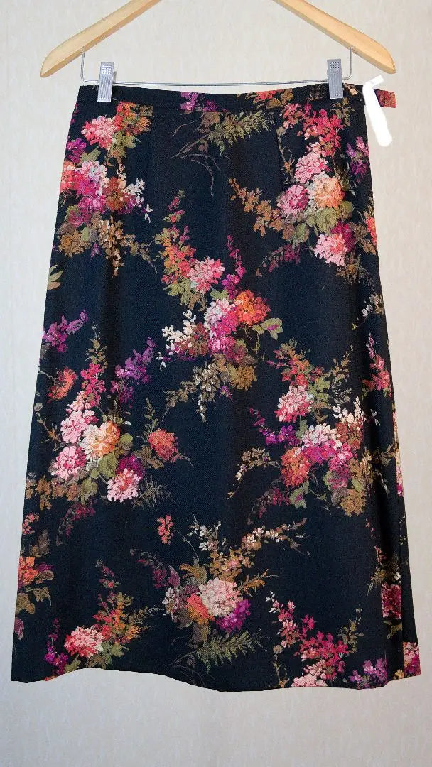 Floral skirt with wool mixed LL