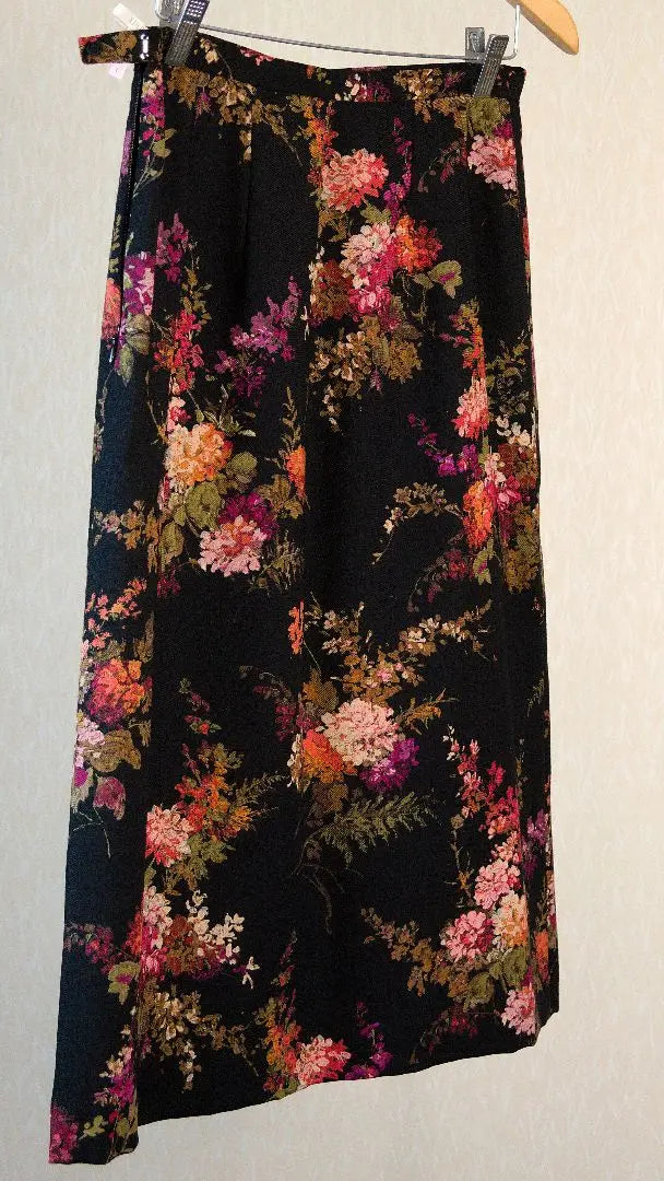 Floral skirt with wool mixed LL