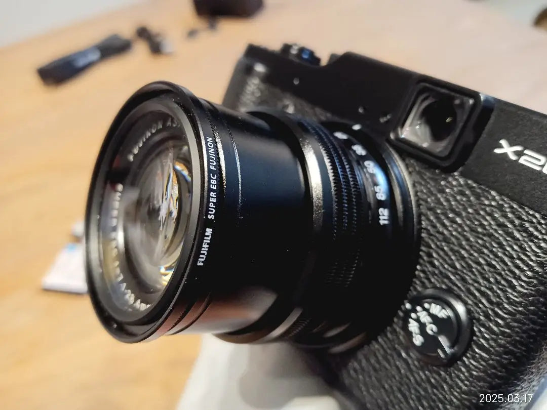 [2 genuine batteries + genuine lens filter included] Superb condition FUJIFILM X20