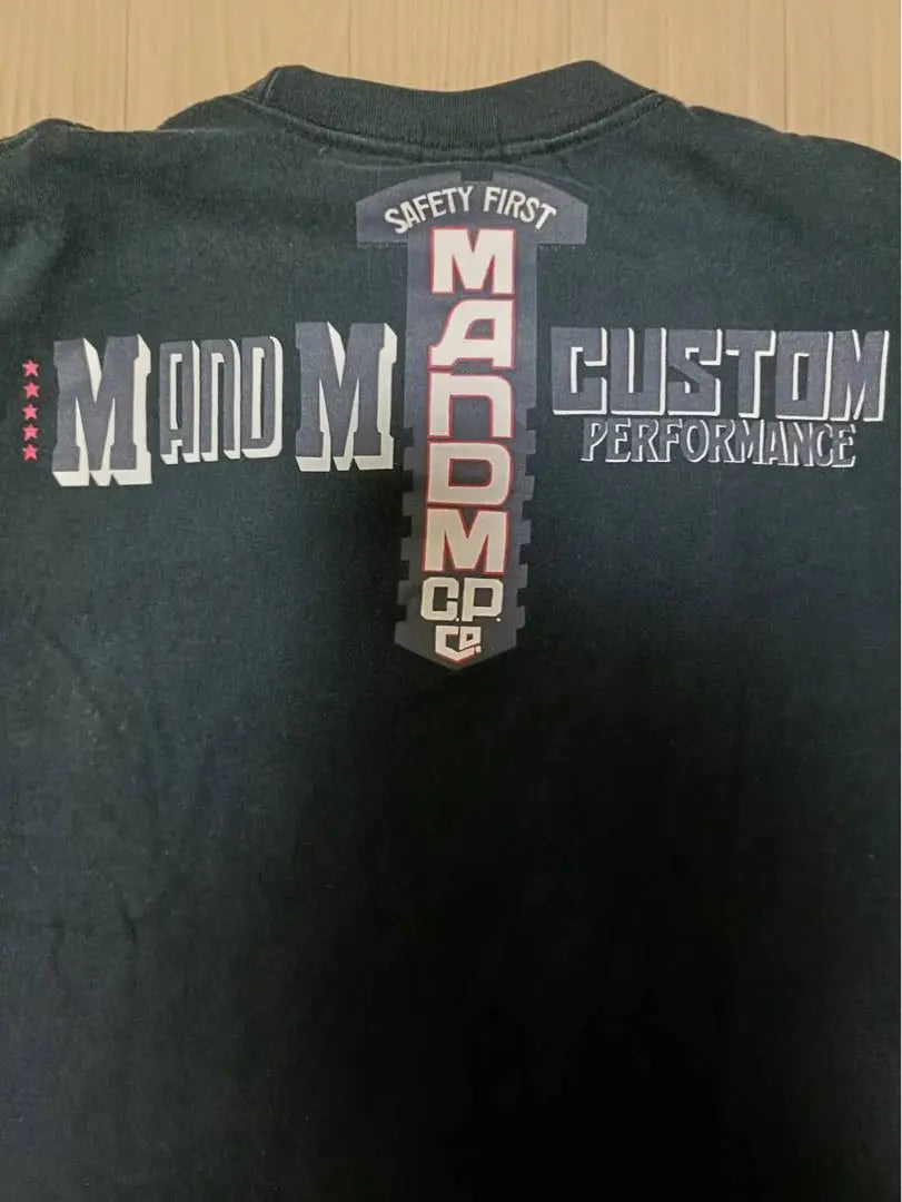 [M] Camiseta M&amp;M CustomPerformance Bordado en el pecho _ Negro | 【M】m&amp;m rendimiento personalizado Tシャツ 胸刺繍_黒