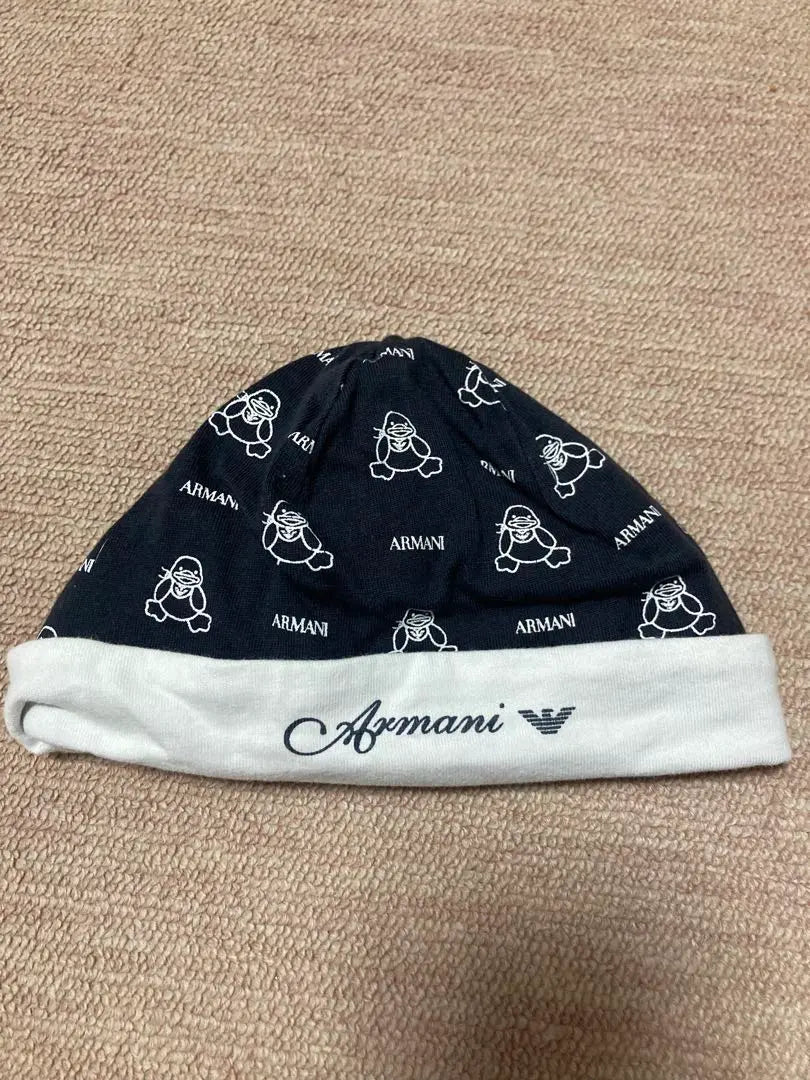 Armani Junior hat