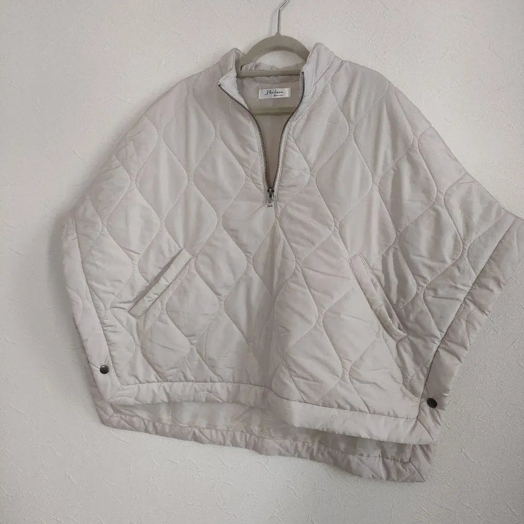 Shimamura * Hudson honey white quilted poncho