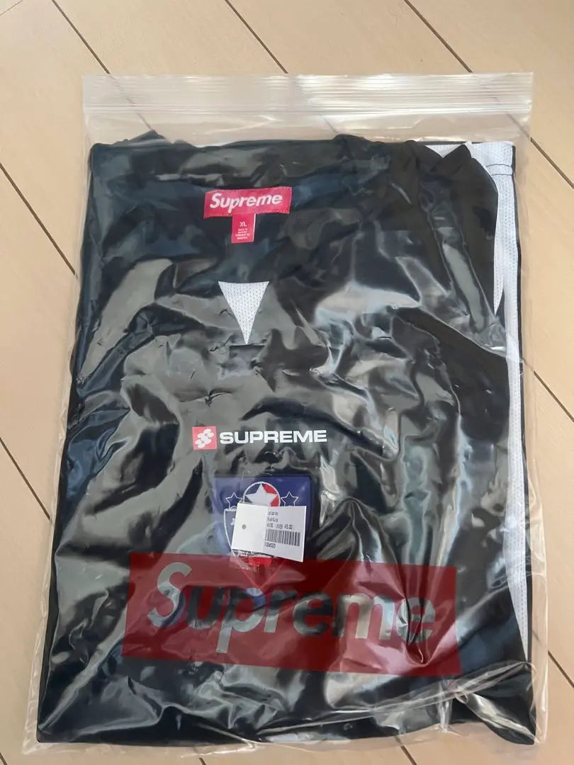 Supreme Crest Soccer Jersey "Black" XL | Supreme Crest Soccer Jersey "Black" XL