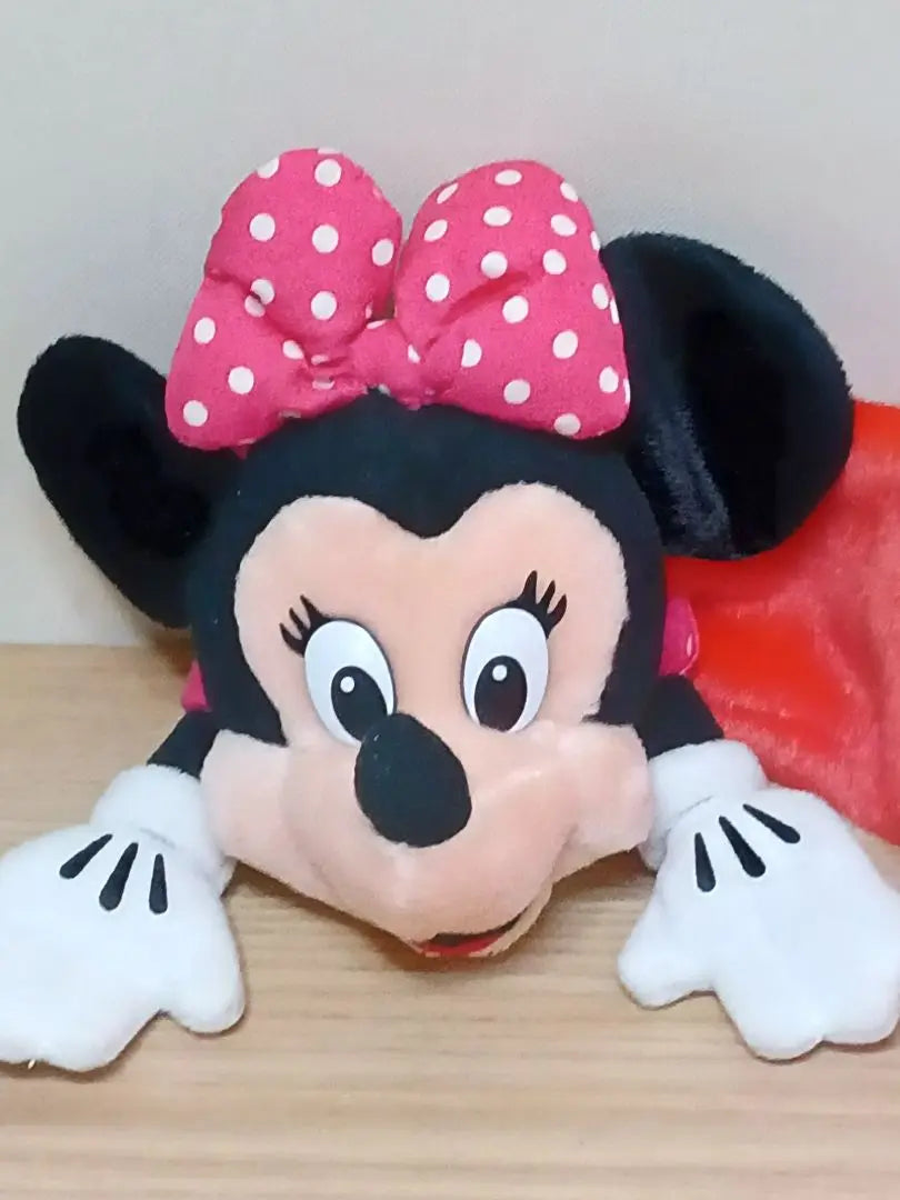 [Retro] Conjunto de 2 piezas de bufanda de peluche de Minnie -chan y gorro de punto | 【レトロ】ミニーちゃんぬいぐるみ付マフラー2点セット＆ニット帽子