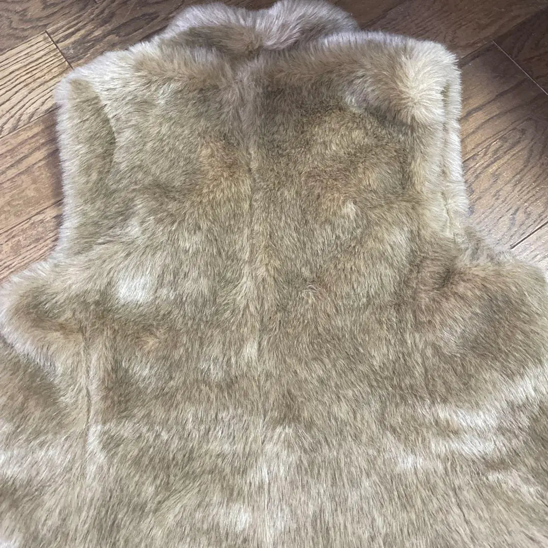 BANANA REPUBLIC Beige Fur Coat M