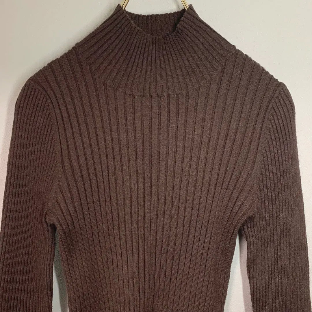 ✨ Beautiful condition✨ Moussie [F] Rib knit sweater ♡ Thin, simple, versatile