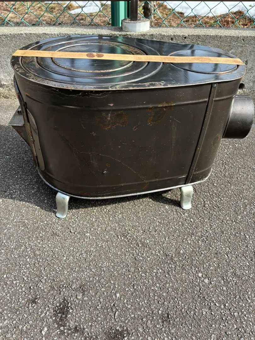 Wood stove, oval, unused