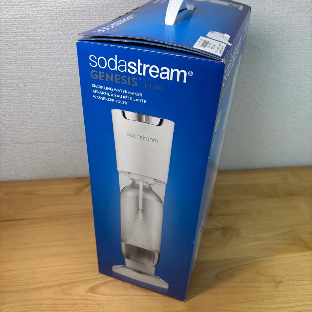 Brand new, unused, Soda Stream Genesis Deluxe V2, White