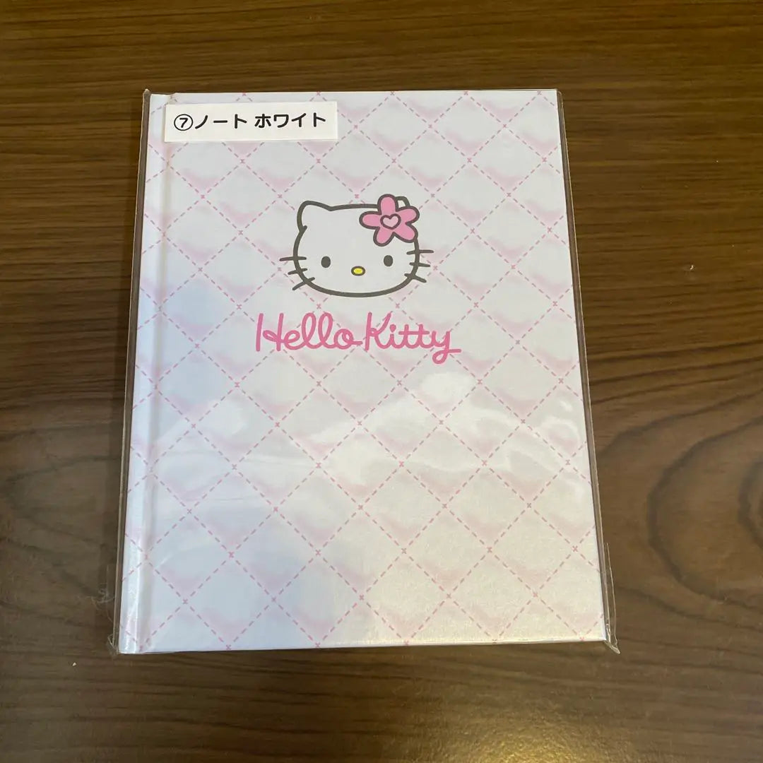 Nota de Hello Kitty (Blanco) | ハローキティ ノート（ホワイト）