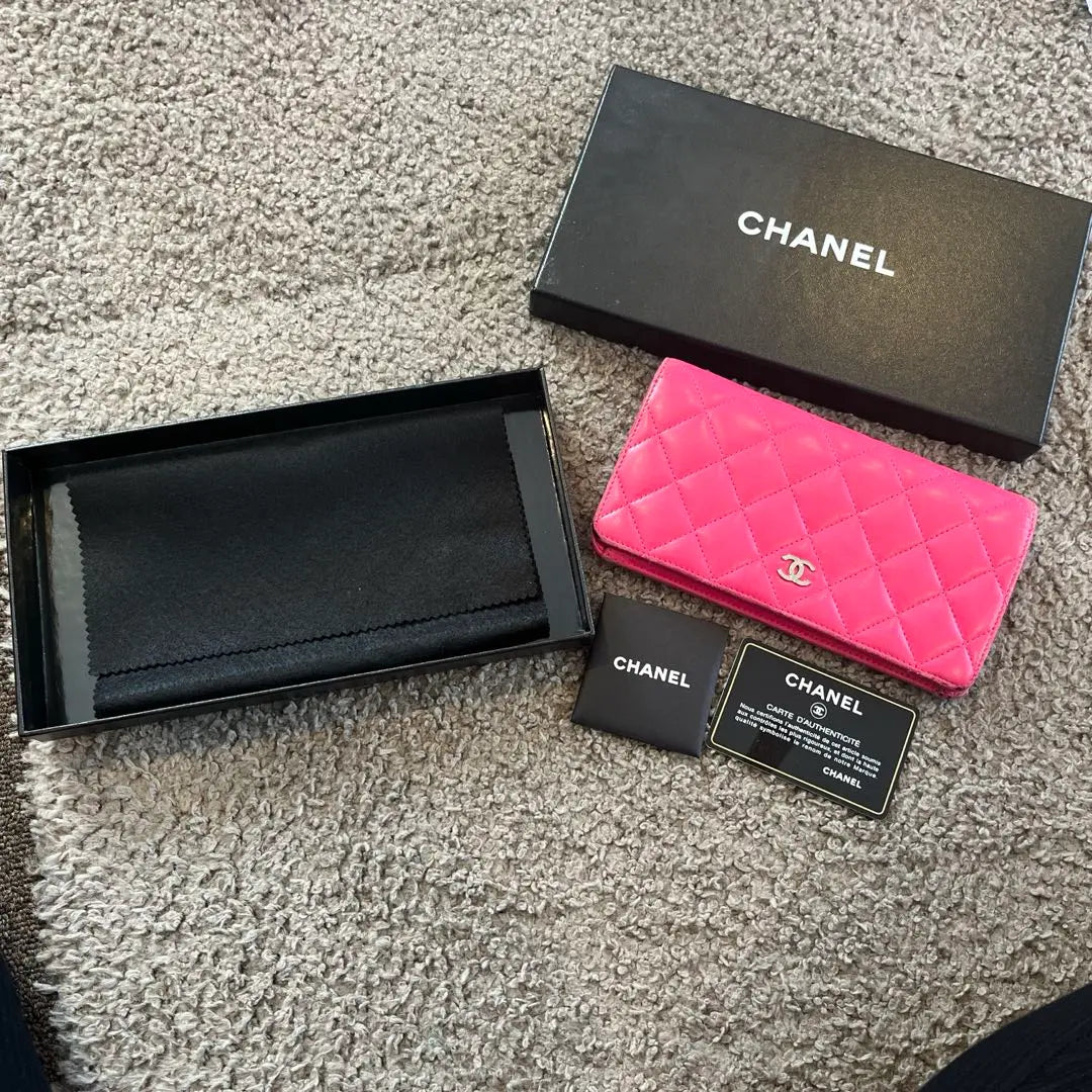 CHANEL Long Wallet Pink