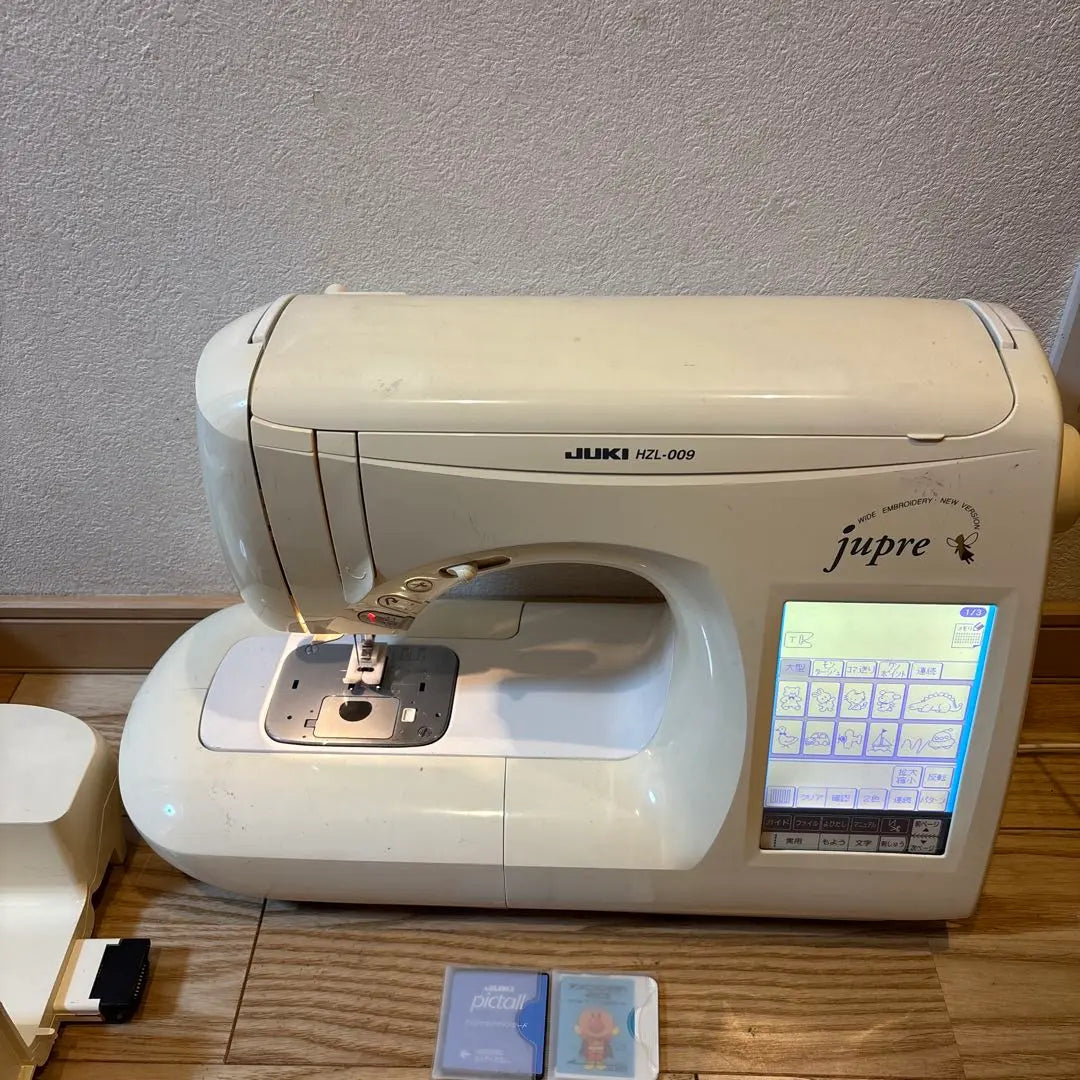 JUKI jupre computer sewing machine HZL-009