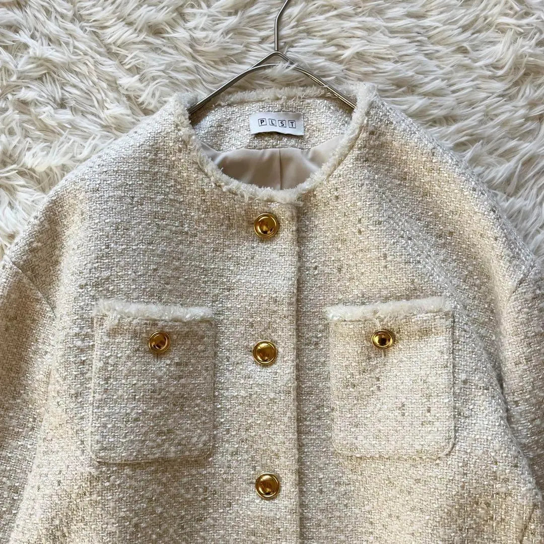 Pole beauty ✨ Agotado Chaqueta Plus Tweed Sin Color Botón Dorado Blanco M | プラステ ツイードノーカラージャケット 金ボタン ホワイト M