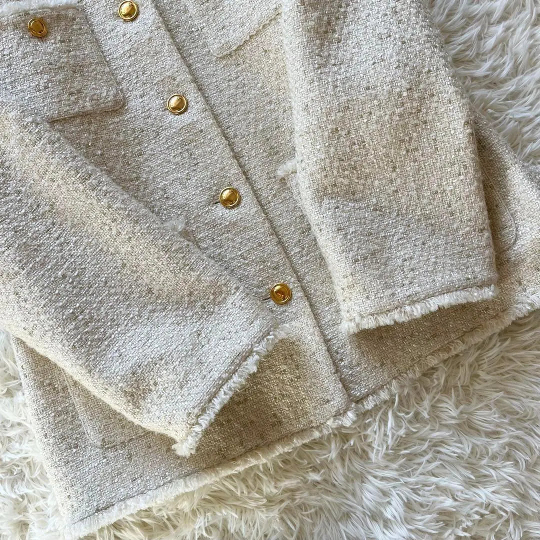 Pole beauty ✨ Agotado Chaqueta Plus Tweed Sin Color Botón Dorado Blanco M | プラステ ツイードノーカラージャケット 金ボタン ホワイト M