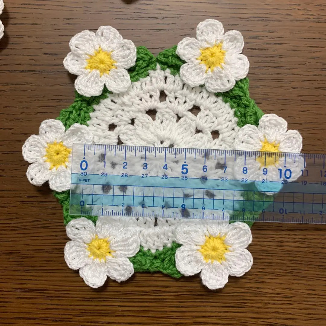 Handmade coaster Wakaba, daisy coaster and Doyily set 8 points