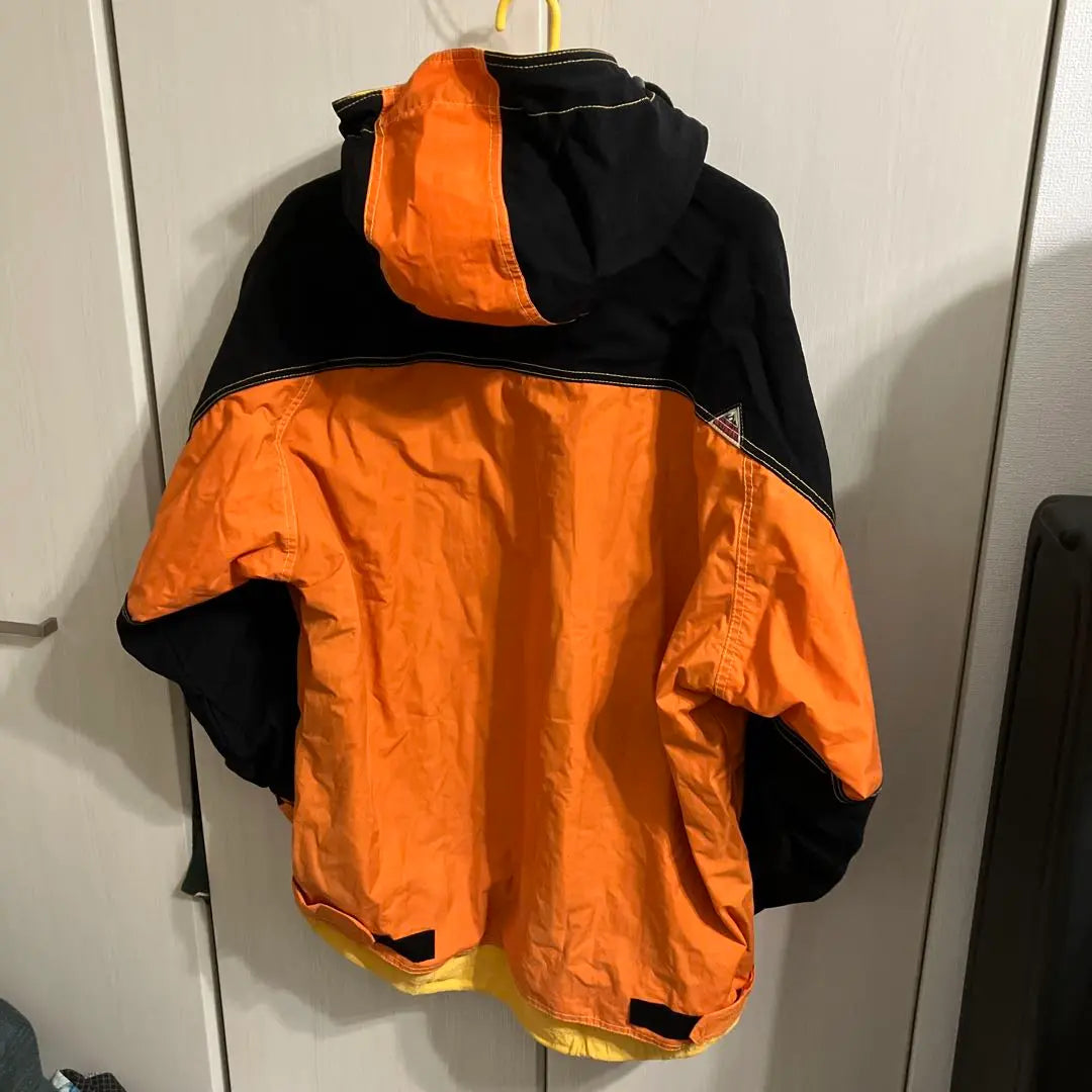 Shipping included descente nylon anorak hoodie