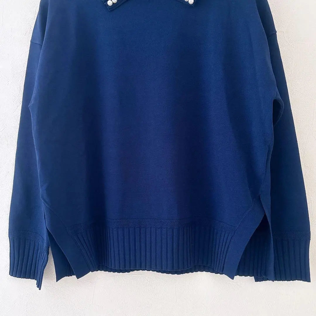 《Nuevo》MUVEIL Jersey de punto con cuello de perla y manga larga con abertura azul marino M