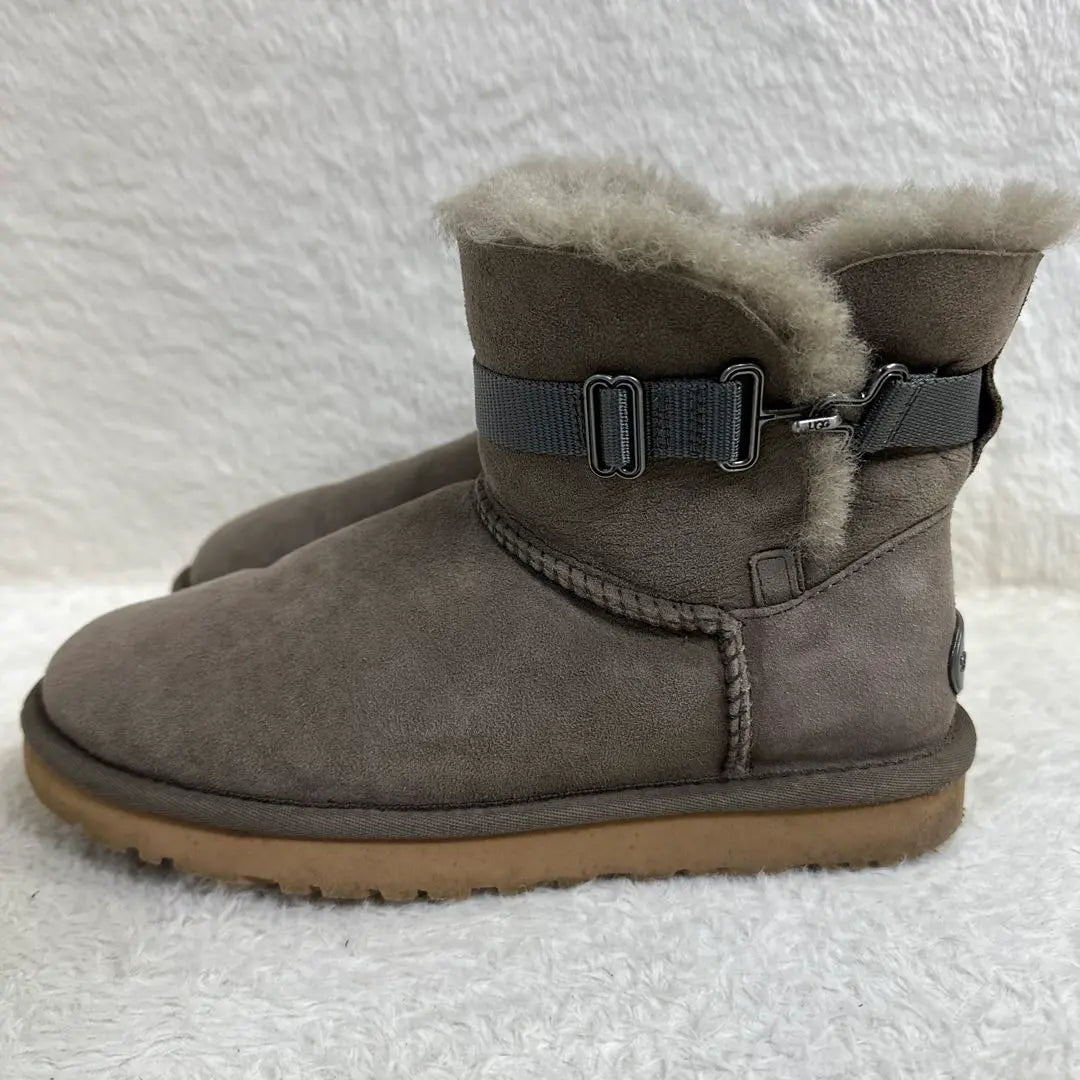 Botas UGG de piel de oveja, botas cortas, cinturón gris, 24 cm