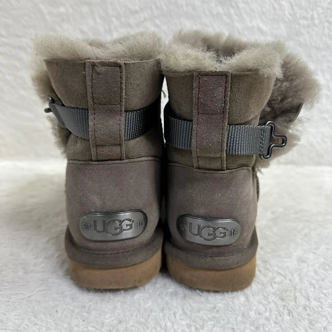 Botas UGG de piel de oveja, botas cortas, cinturón gris, 24 cm