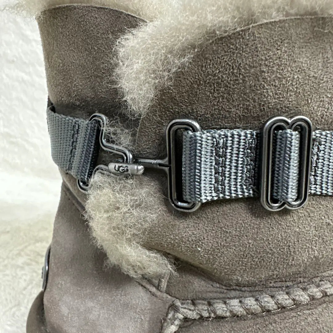 UGG Sheepskin Boots Short Boots Belt Gray 24cm