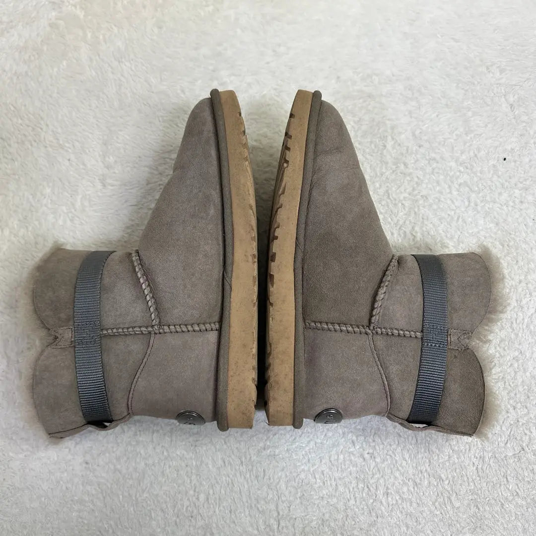 Botas UGG de piel de oveja, botas cortas, cinturón gris, 24 cm