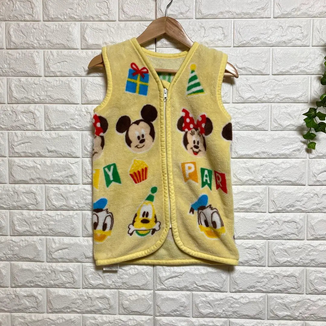 [Disney] (S) Zip-up sleeveless fleece brushed character illustration | 【ディズニー】（S）ジップアップノースリーブフリース 起毛 キャラクターイラスト