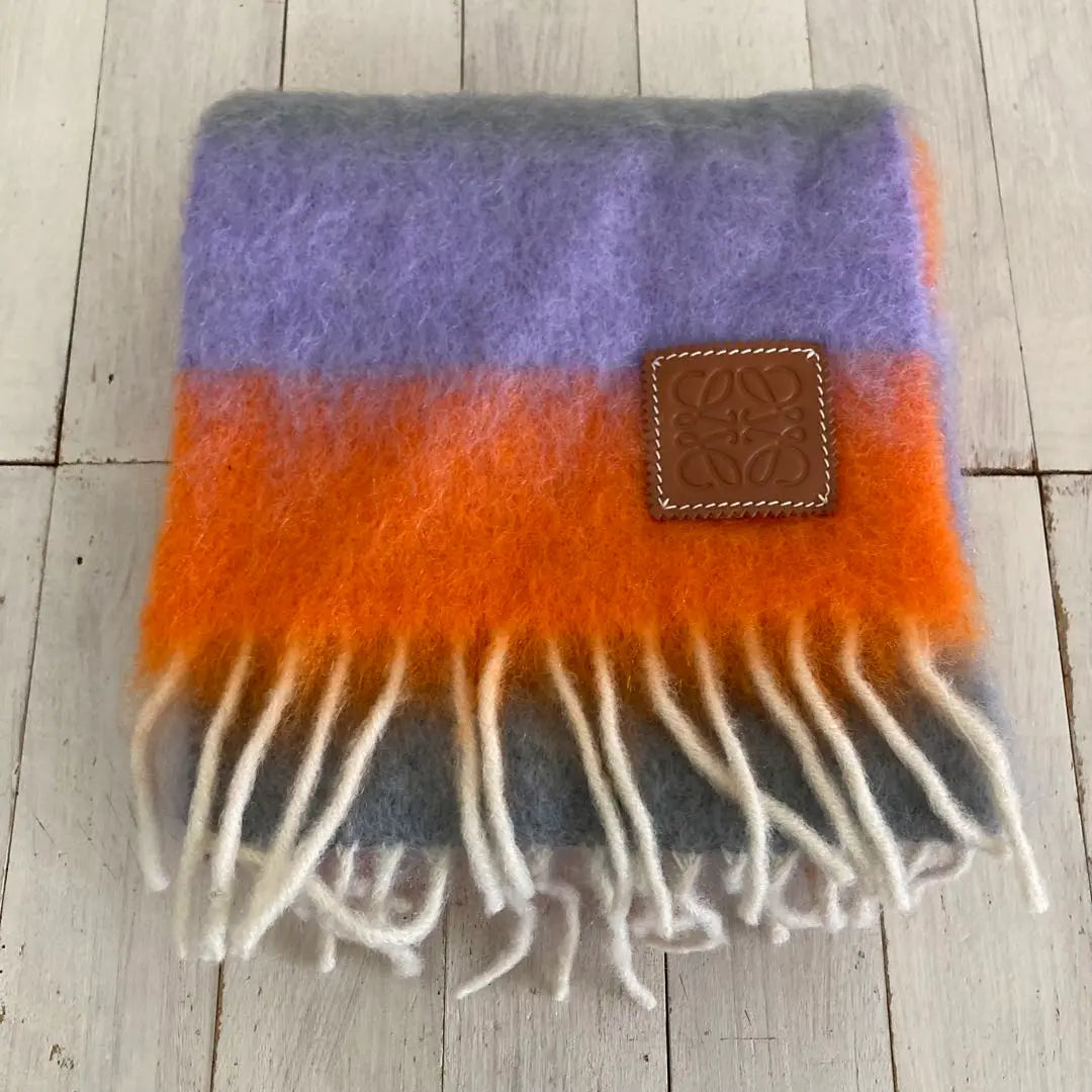 LOEWE Mohair Muffler Anagram