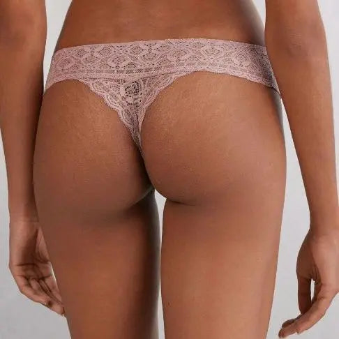 Braguita brasileña de encaje rosa Intimissimi