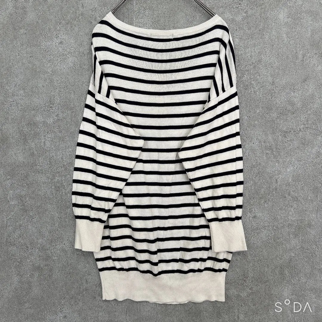 Com-Simmu [F] Boat neck, striped knit, thin, cotton blend, gold button, spring