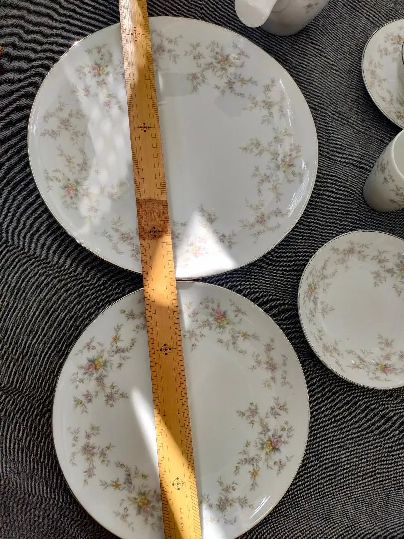 Noritake Flower Pattern Arlene Probably 31 pieces Tableware Set Old Noritake