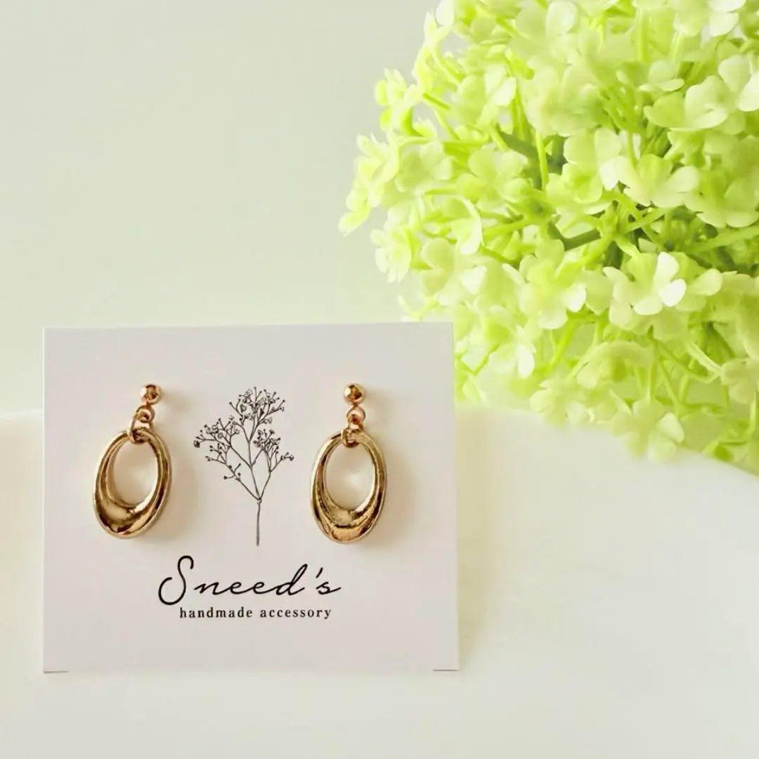 ▪Gold Oval Hoop Charm Earrings/Earrings