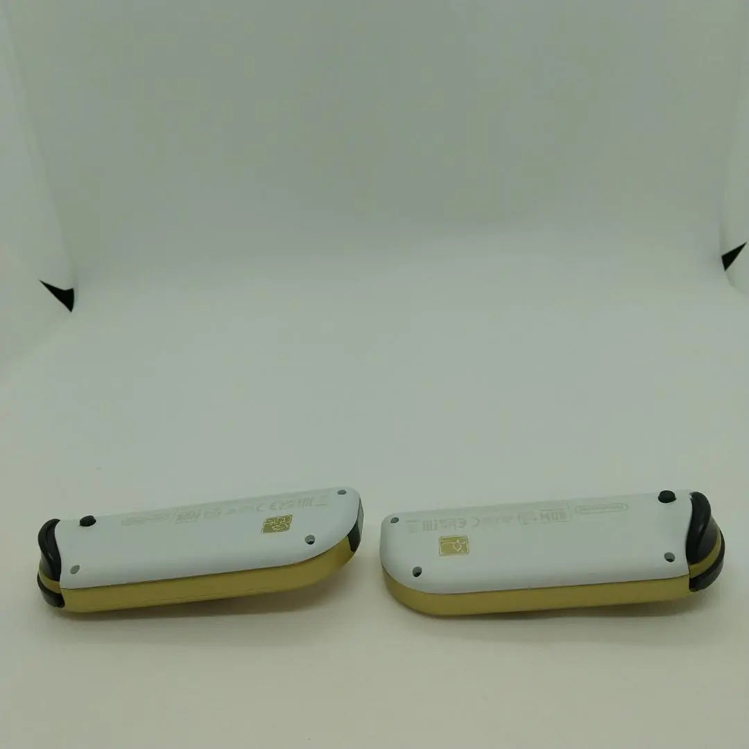 [Good condition] 1. Switch Joy-Con: The Legend of Zelda Left and Right LR [Nintendo Genuine Product] Gold and Silver