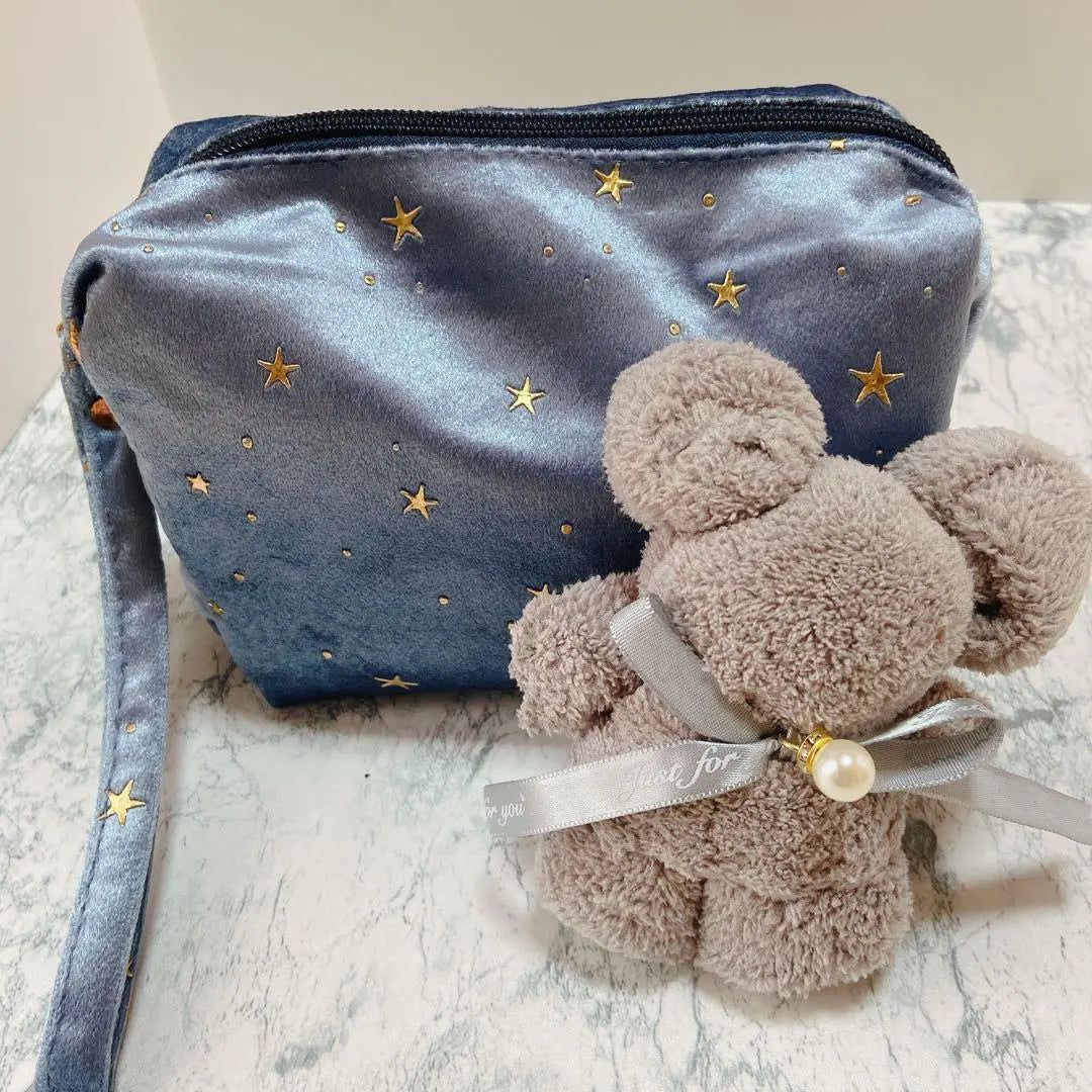 Fashion Cosmetics Bag Travel Portable Cosmetic Case with Towel Bear