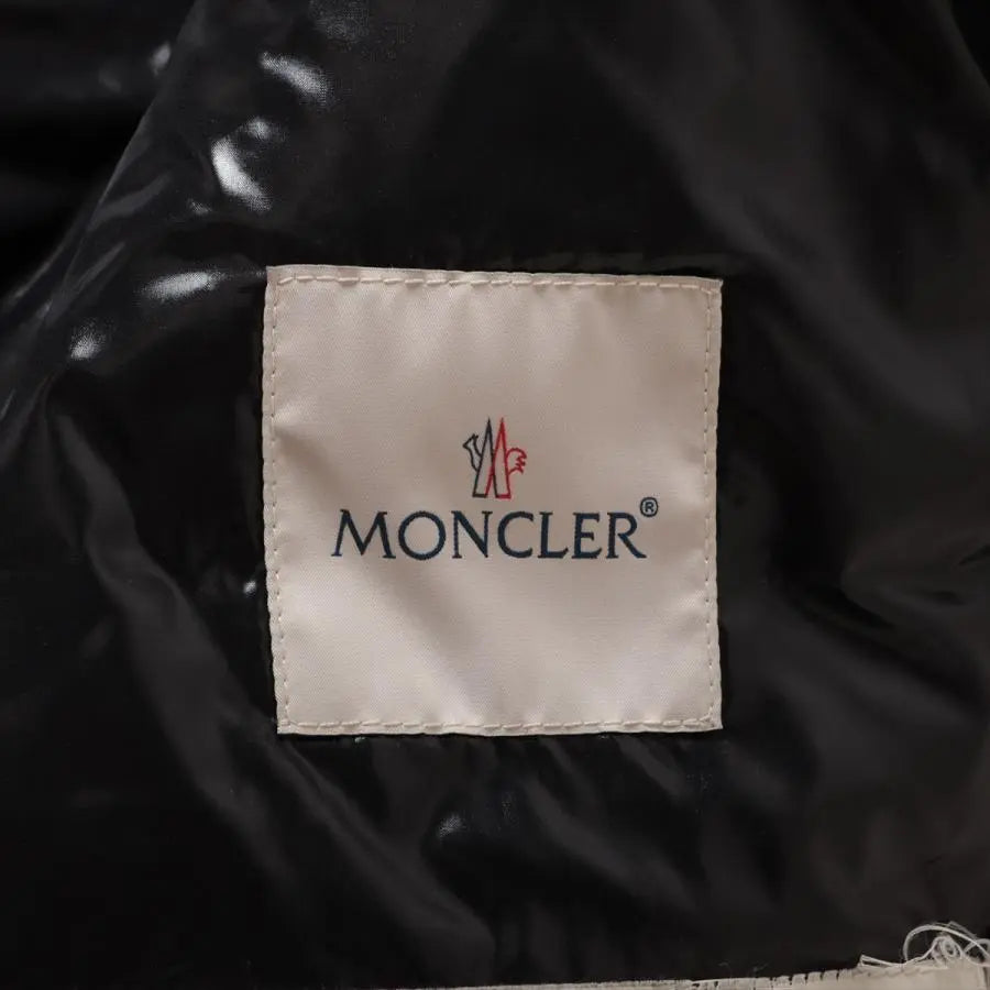 Chaleco de plumas con capucha Moncler LACET GILET especial negro