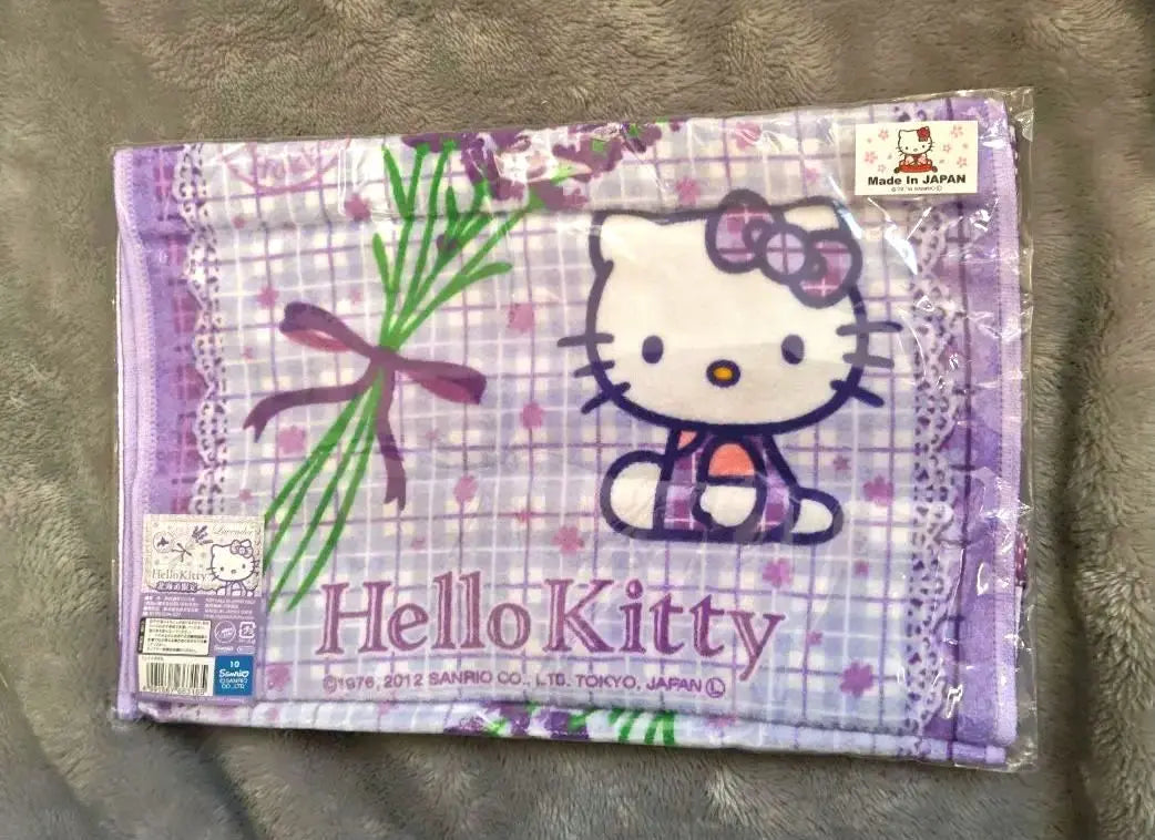 Harukiti (444) Hokkaido limited lavender check pattern face towel 2010 rare