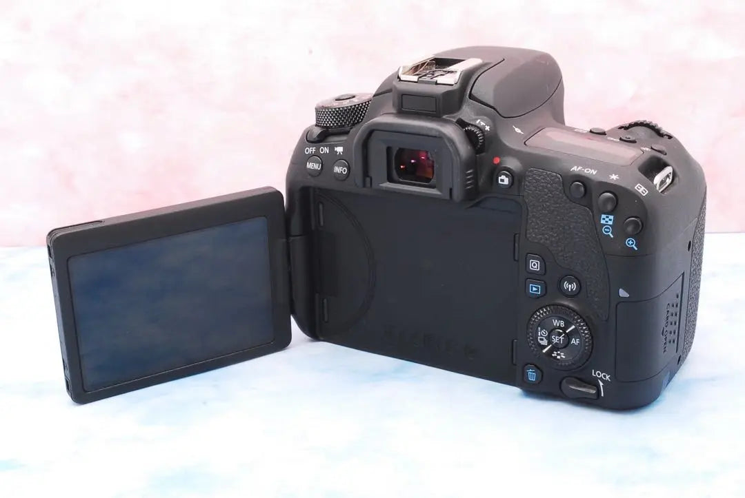 STM & Super Express ★ Canon EOS 9000D ★ SLR camera ★ Equipped with Wi-Fi