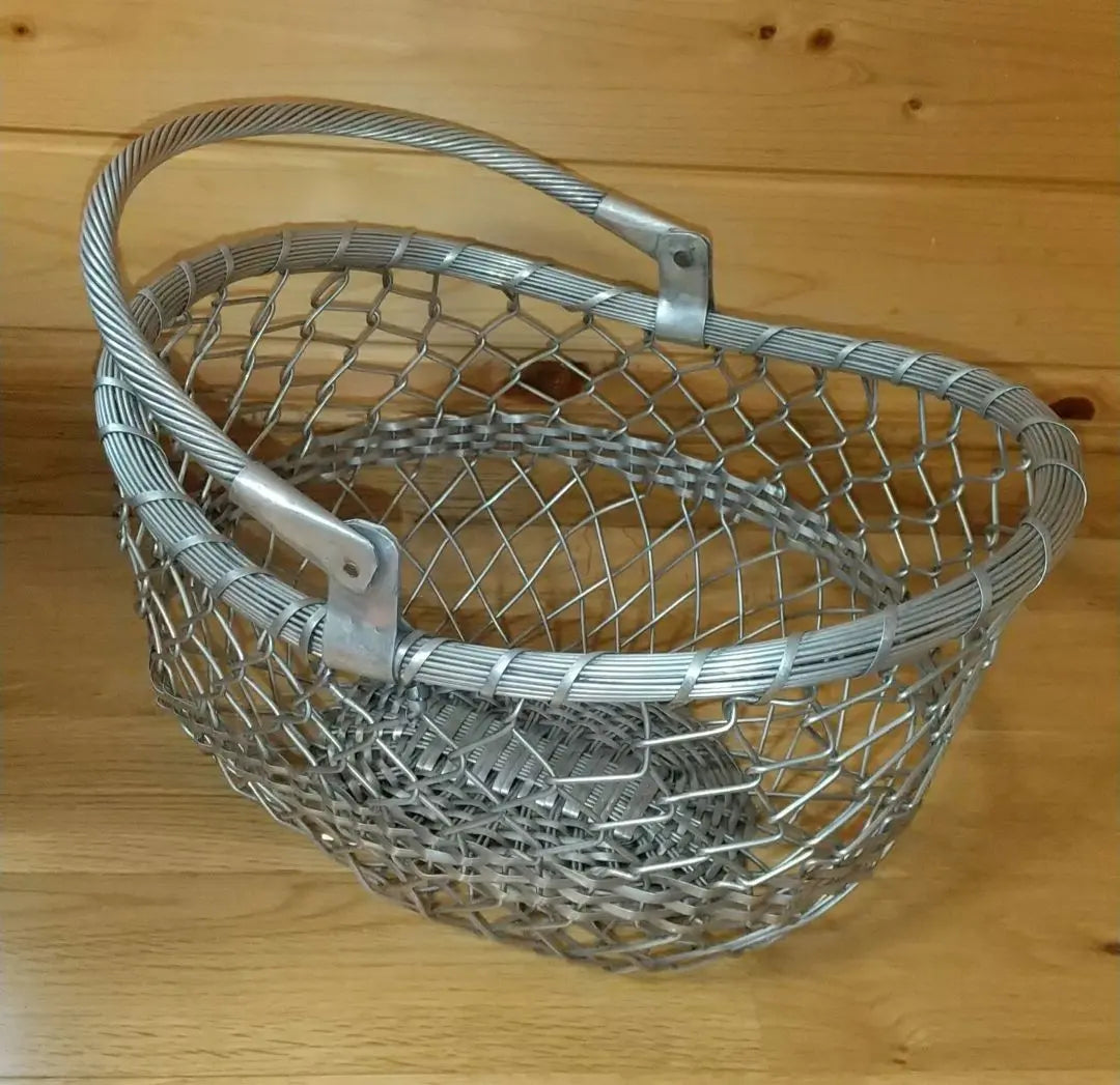 ❬Unused❭ Made in India Basket with handle