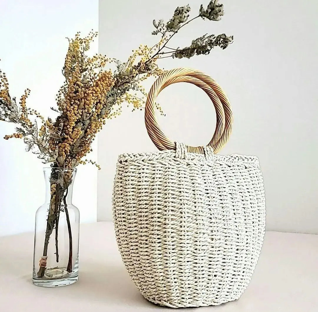 [Final price] Basket bag, bucket bag, ivory, Nordic, good condition