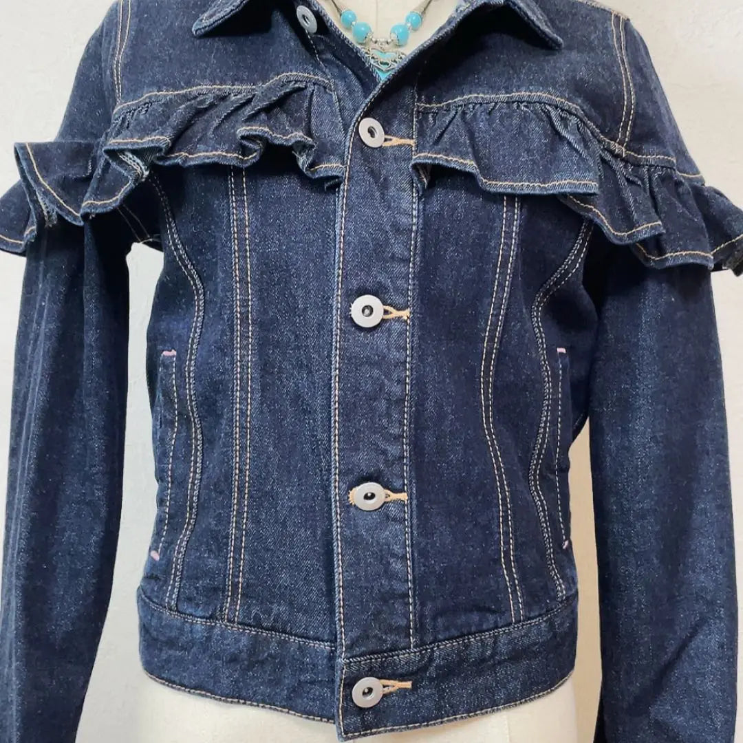 [Extremely beautiful] Supreme Lala logo button frilled denim jacket cute