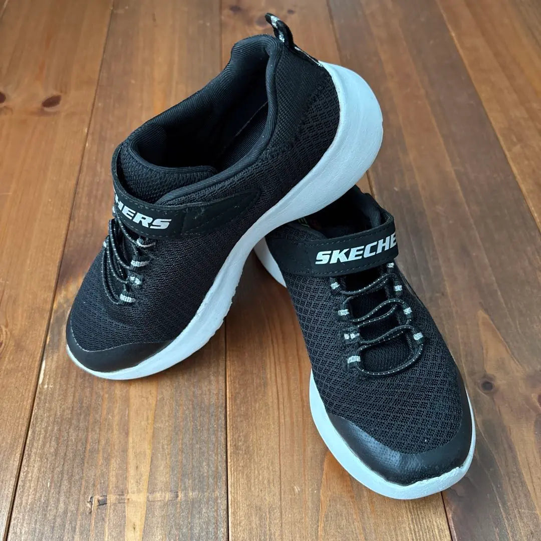 SKECHERS Black Sneakers