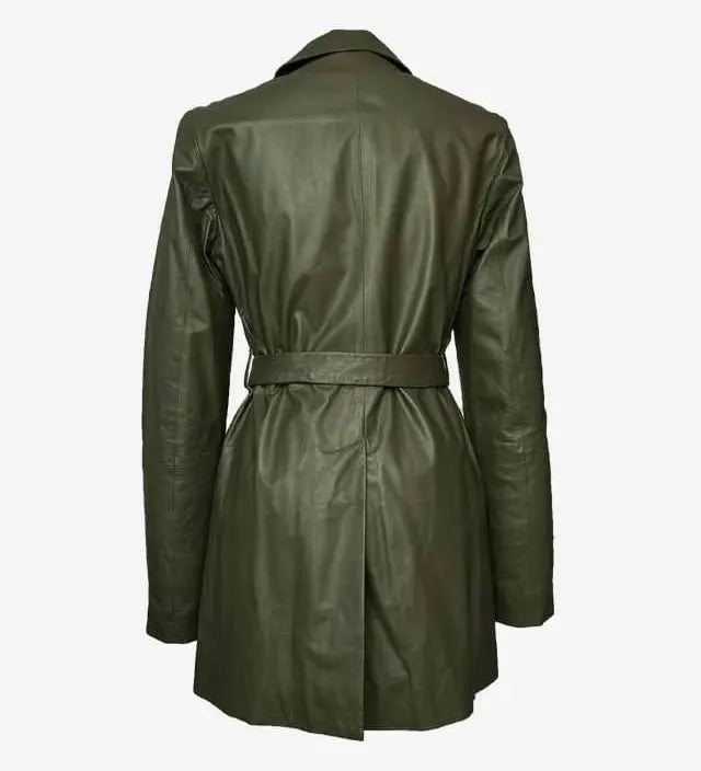 BRUNOMAGLI Precio de lista: 200.000 Brunomari Chaqueta de piel de alta calidad