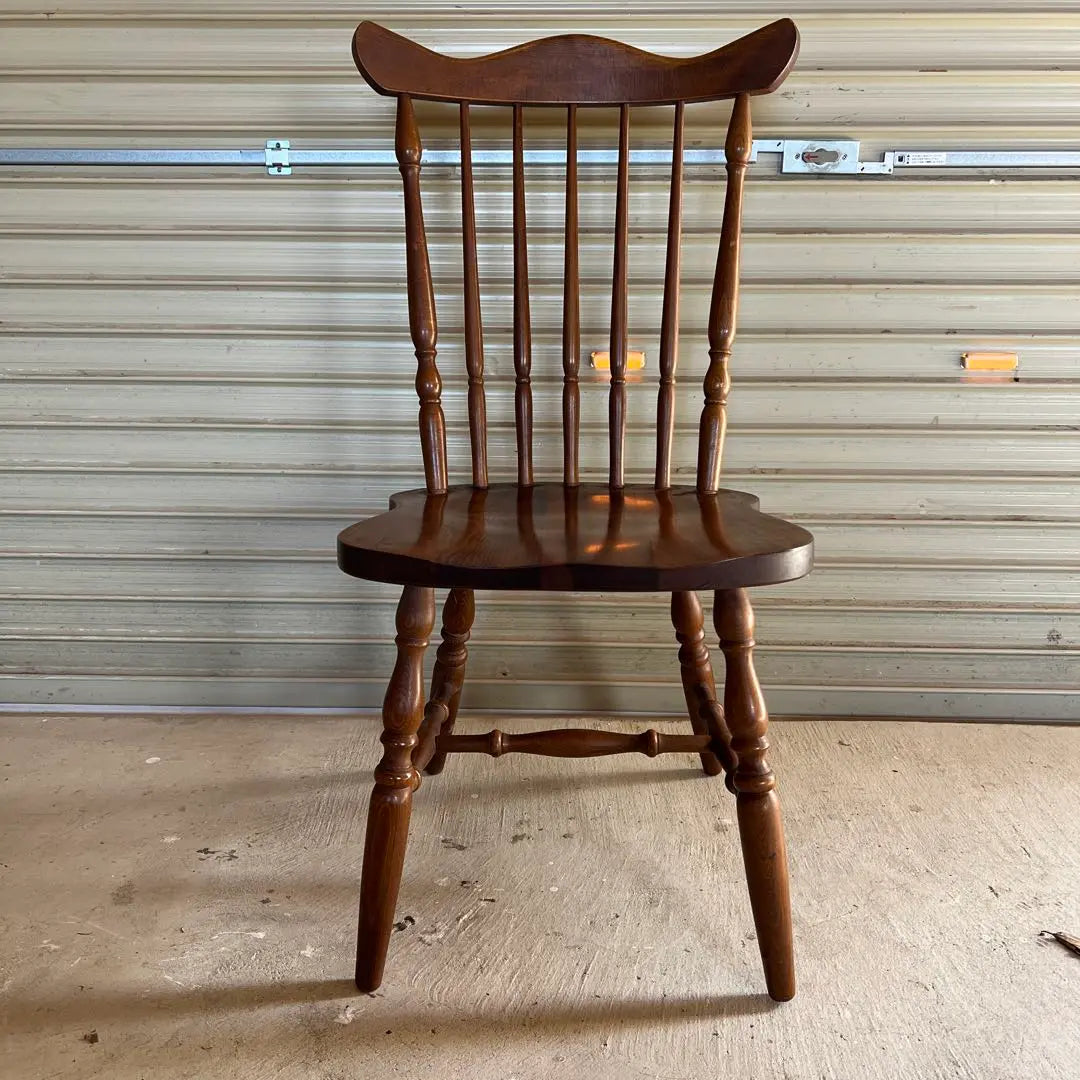 Silla de comedor de madera retro