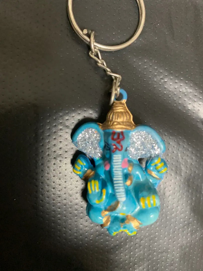 Llavero elefante Ganesha azul claro retro