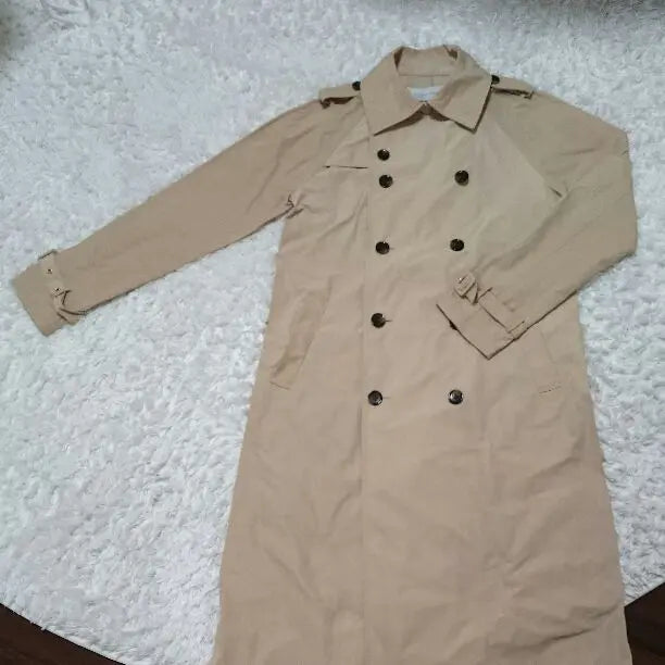 Gabardina beige, preciosa prenda