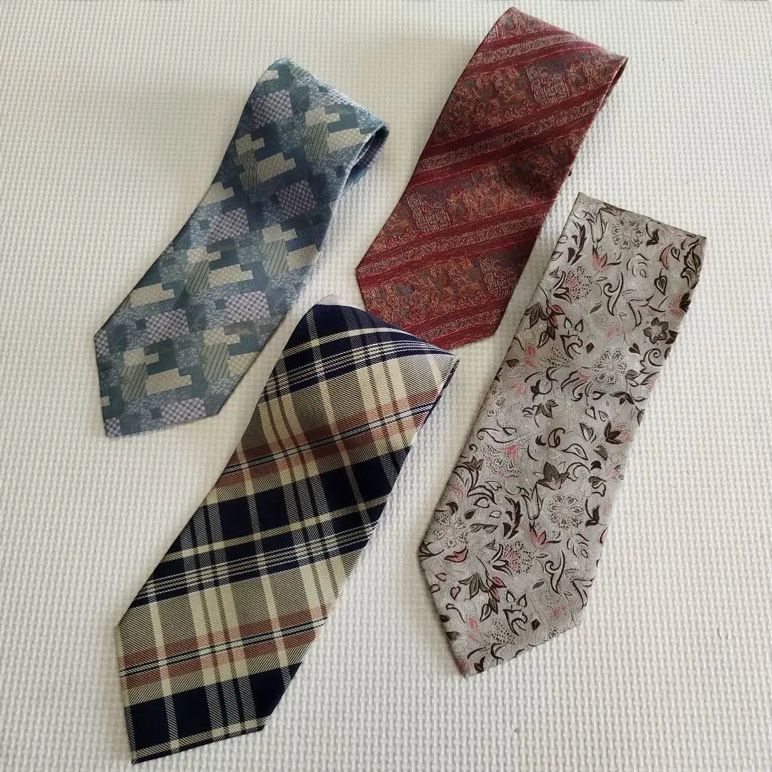 [Good condition] 100% silk brand tie set of 4