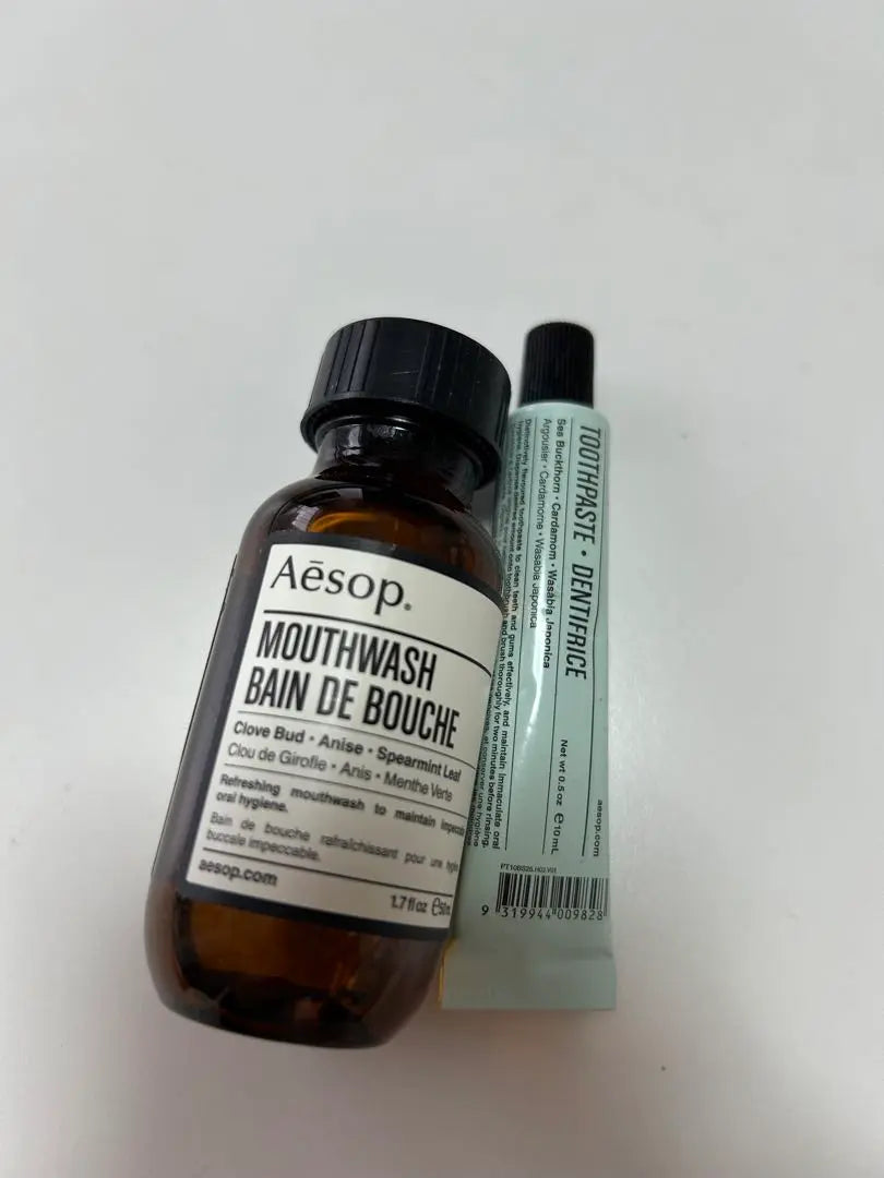 Aesop mouthwash & toothpaste set