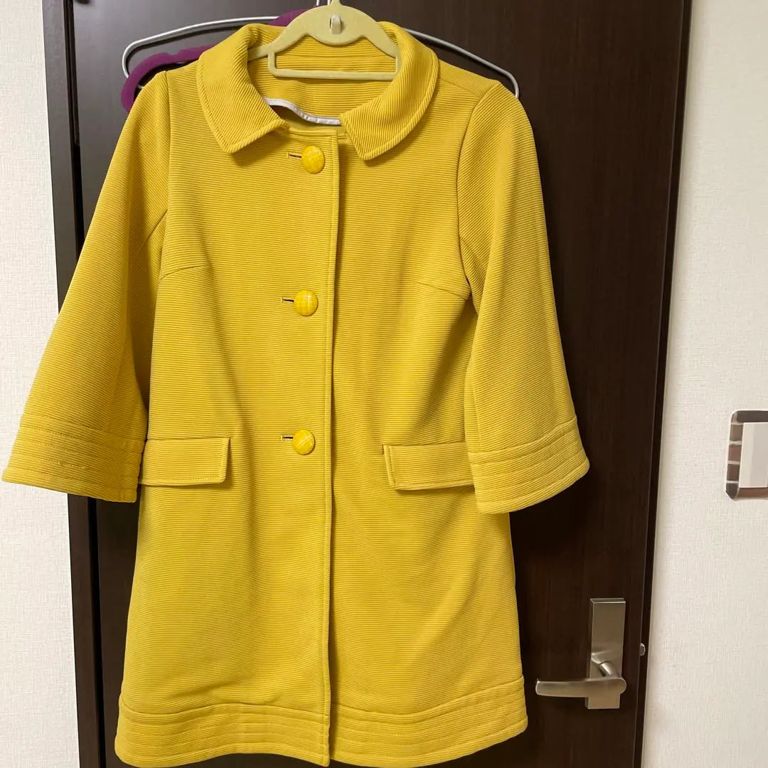 Women's coat, retro style