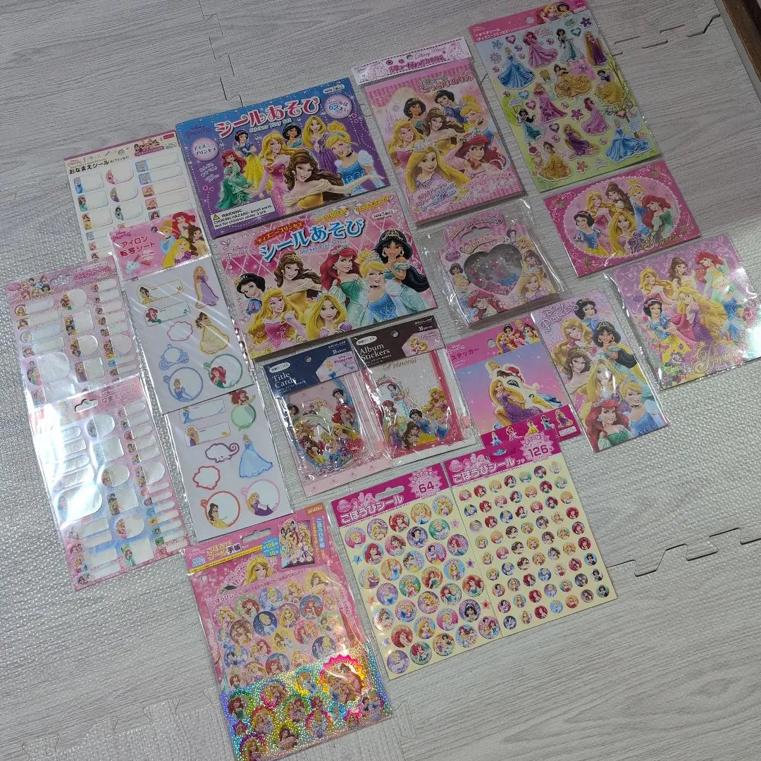 [Until today] Disney Princess stickers, postcards, origami, various summary